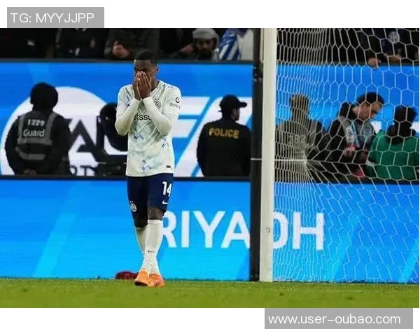 齐沃回击质疑:国米从被低估到争冠路上的坚定信念与实力证明 齐沃回击质疑:国米从被低估到争冠路上的坚定信念与实力证明